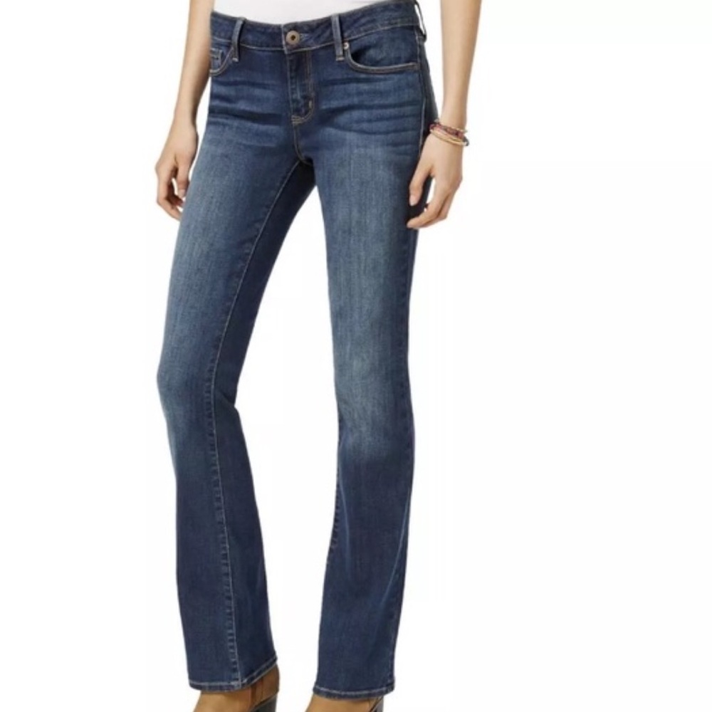 ✨ American Rag Cie Bootcut Jeans ✨